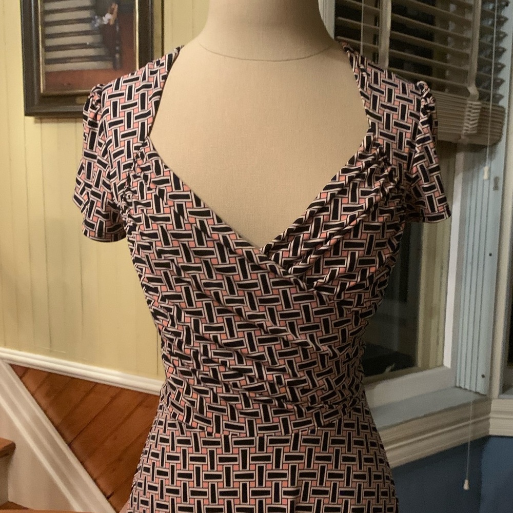 NWT Leota fit and flare jersey dress xs new π - Picture 4 of 8